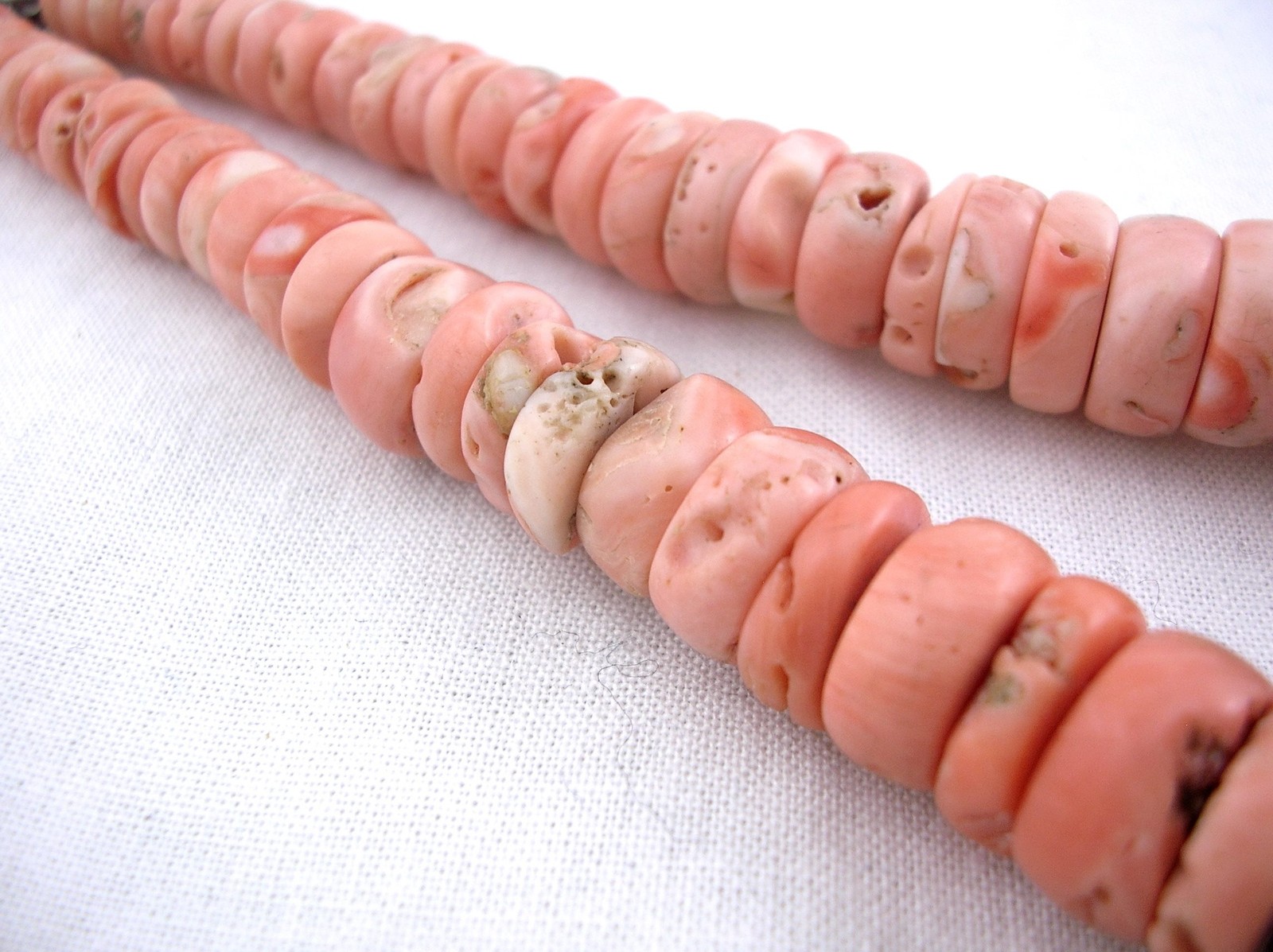 VINTAGE AFGHANISTAN SILVER AND CORAL NECKLACE 42 cm 118 gr
