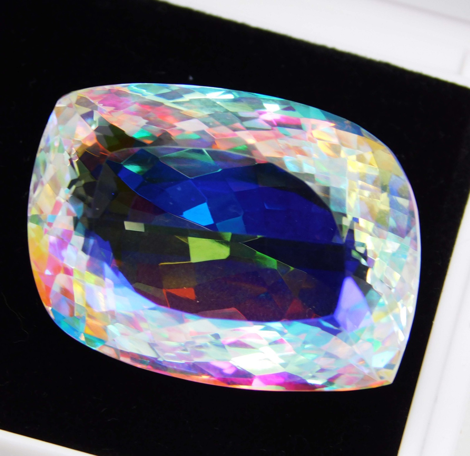 Flawless Natural Mystic Quartz 97.70 Ct Certified Rainbow Fancy Loose Gemstone
