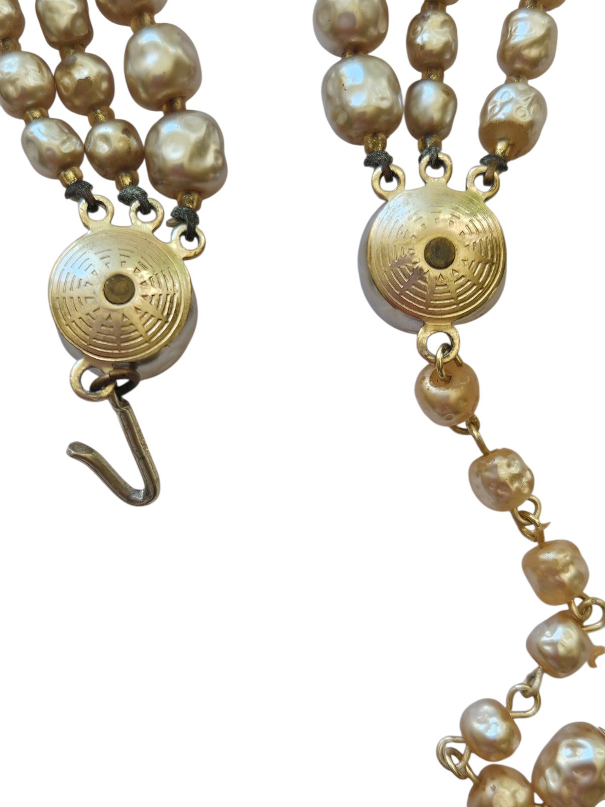 Vtg Triple Strand Faux Glass Baroque Pearl 17″ Necklace 1950’Japan 70 Grams