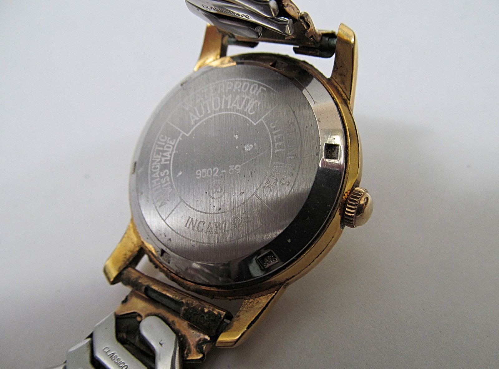 Vintage Jungfrau 25 Rubis Incabloc Automatic Movement Swiss Wristwatch 9502-39