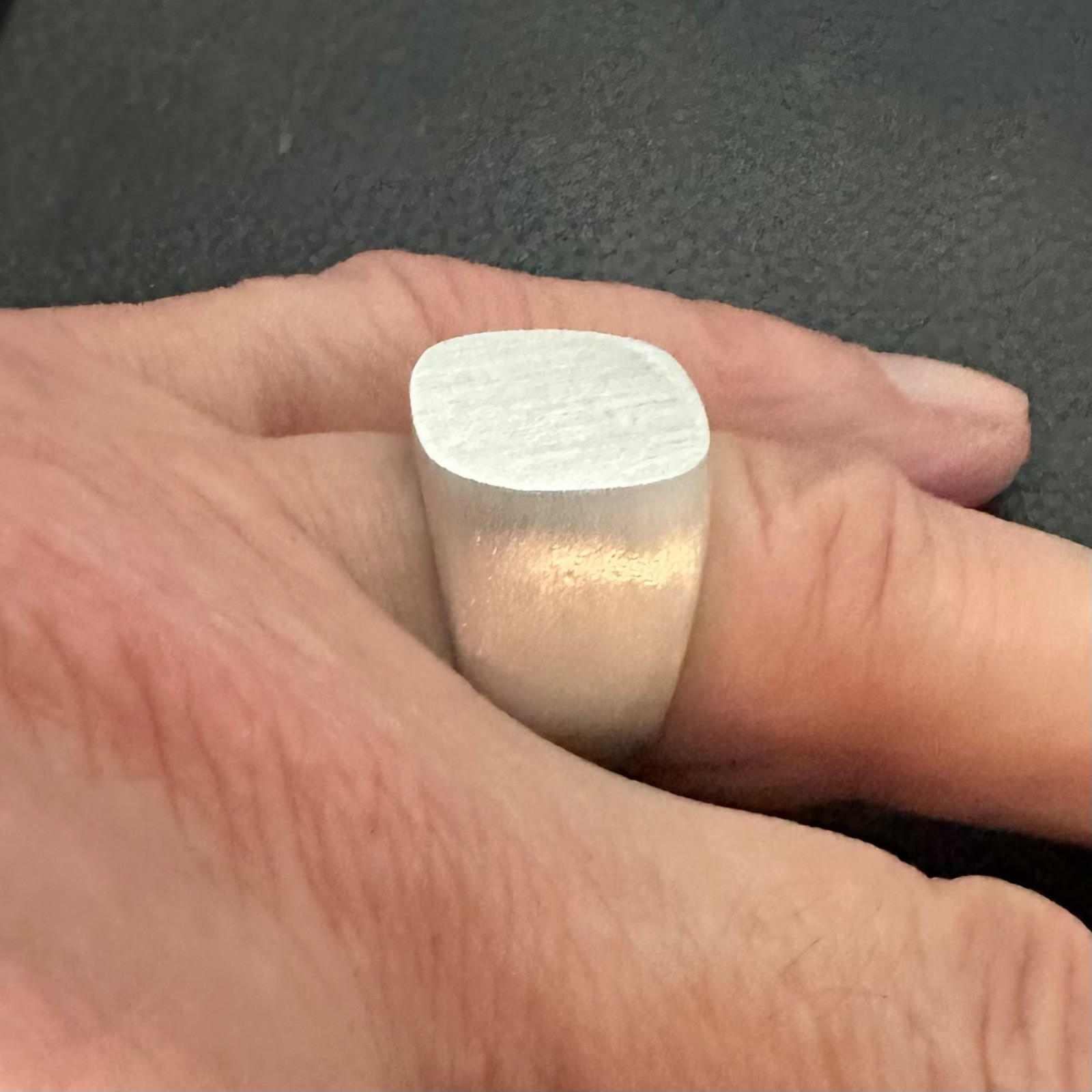 MJG STERLING SILVER SIGNET RING PLAIN TOP. 27 GR.. SZ 10 1/4