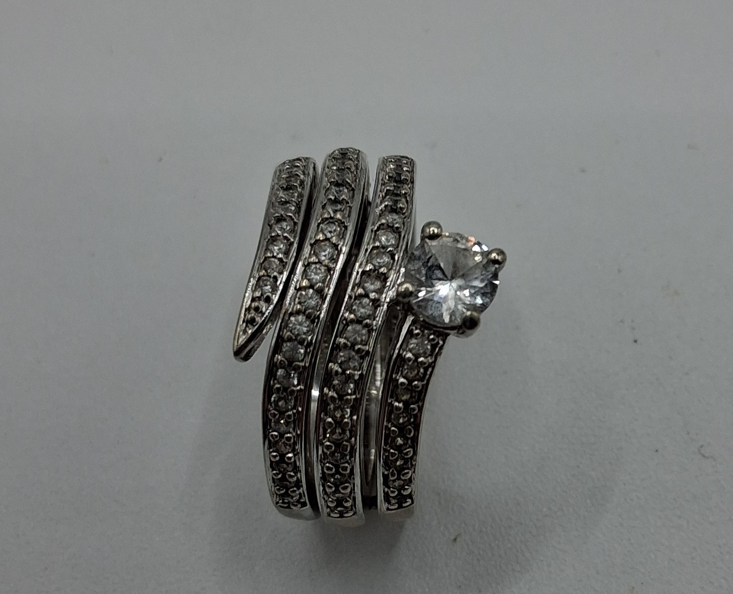 Sterling Silver Coiled Design Ring With White Topaz Stones Size 7 Signed A
