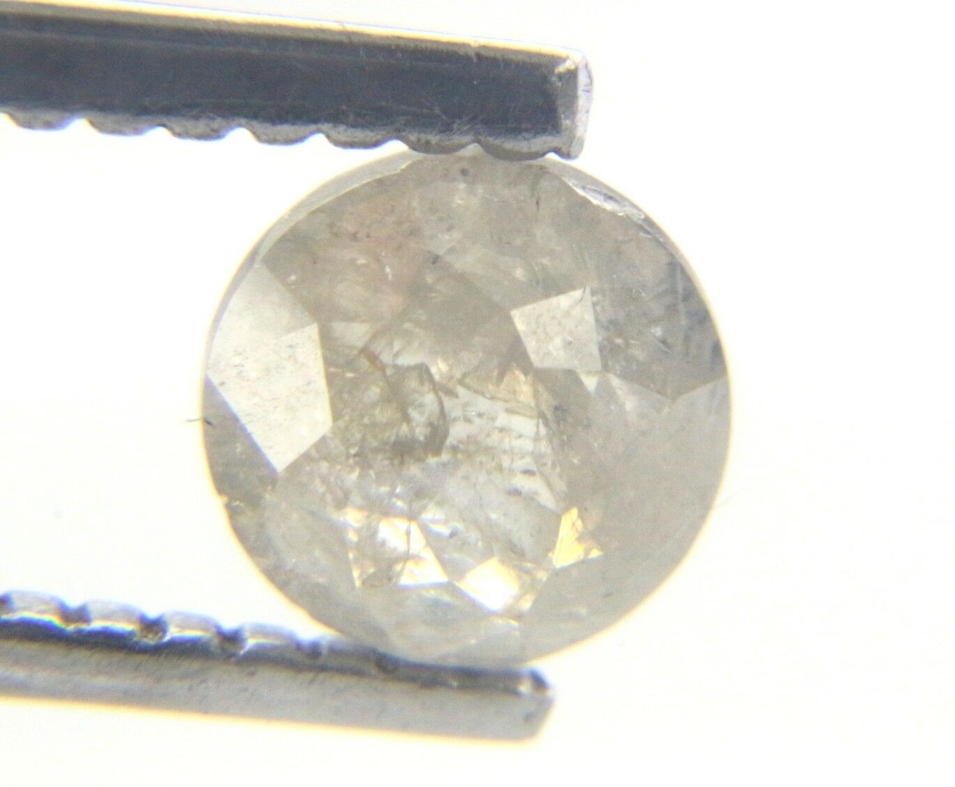 0.83cts Round Shape Salt n Pepper Color Tambuli Cut Diamond 5.38-5.36×3.13 MM
