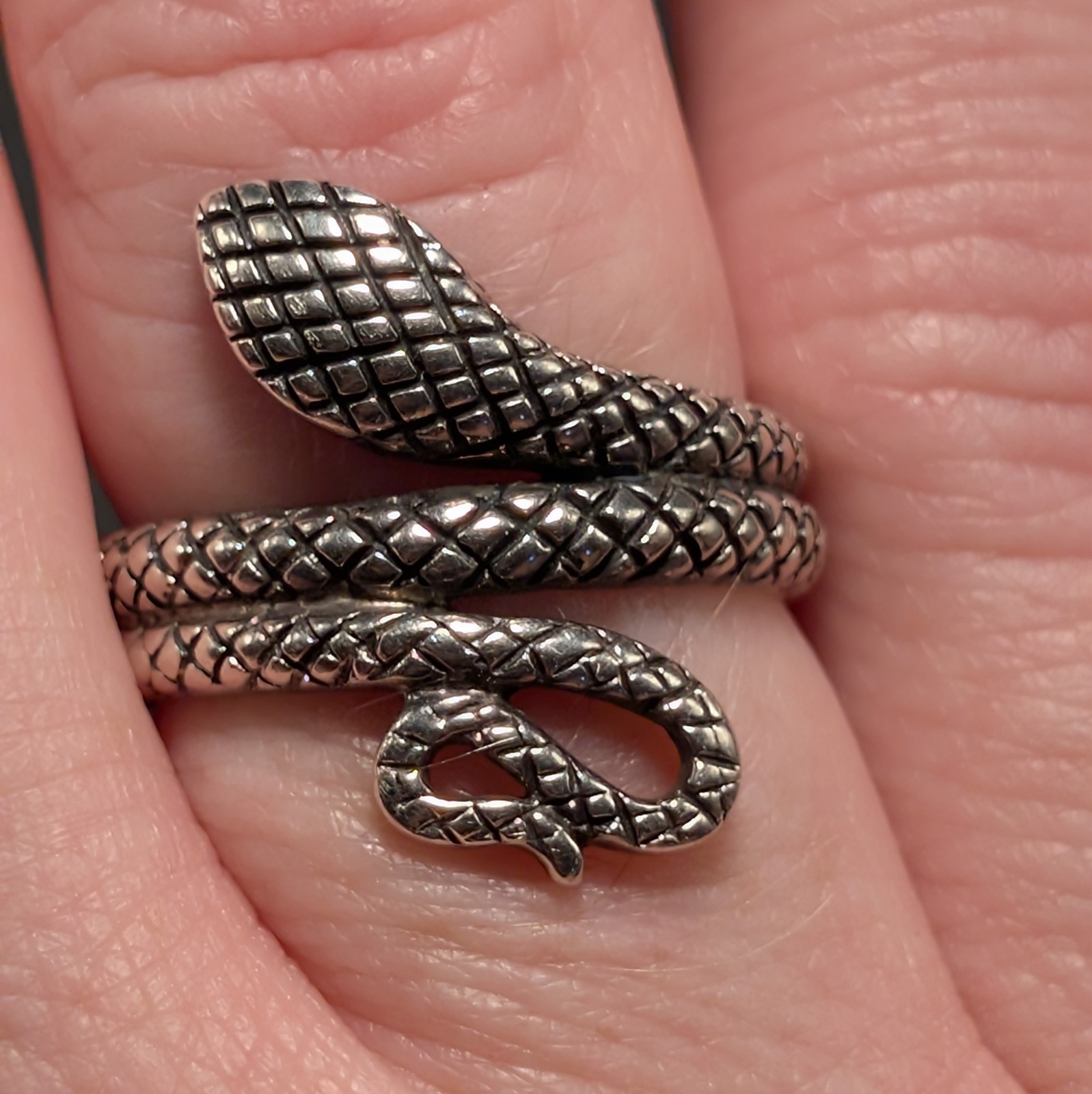 Sterling 925 Coiled Snake Ring Sz 6.75 Goth Wrapped Serpent Textured Design