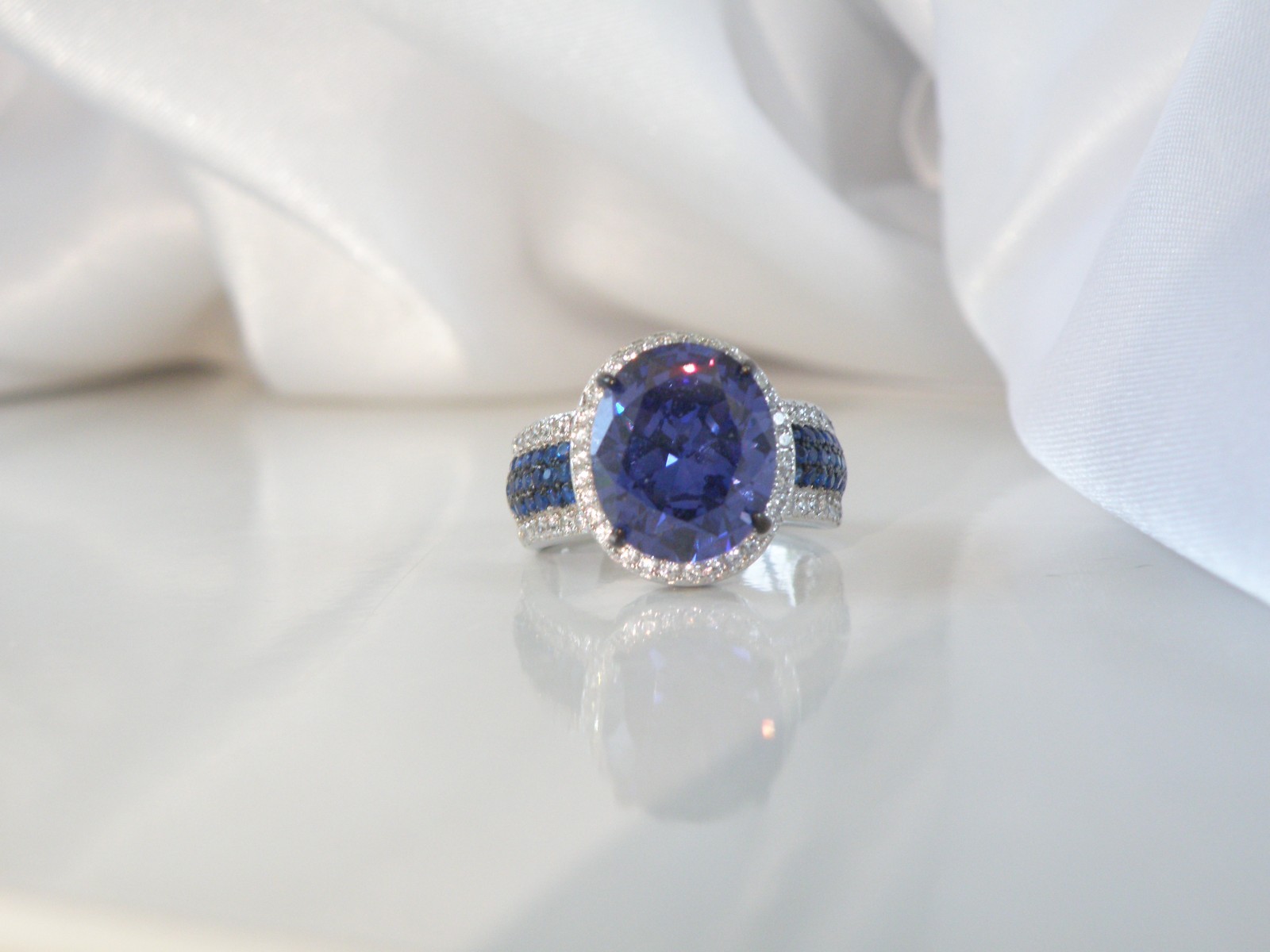 Sterling Silver 925 Lab Created Tanzanite CZ Blue Spinel Halo Ring Size 6