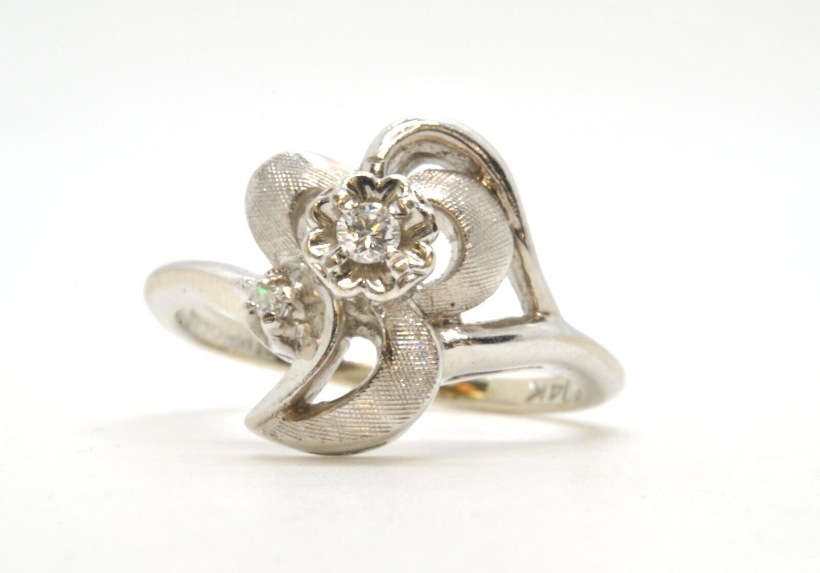 Vintage 14k White Gold Floral Ladies Diamond Right Hand Estate Ring Size 6