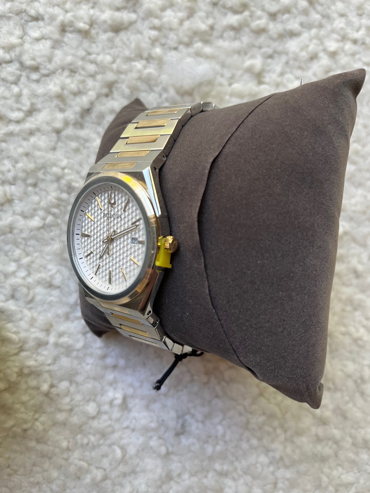 Bulova Classic Two-Tone Stainless Steel Quartz Men’s Watch 98B424 NWT