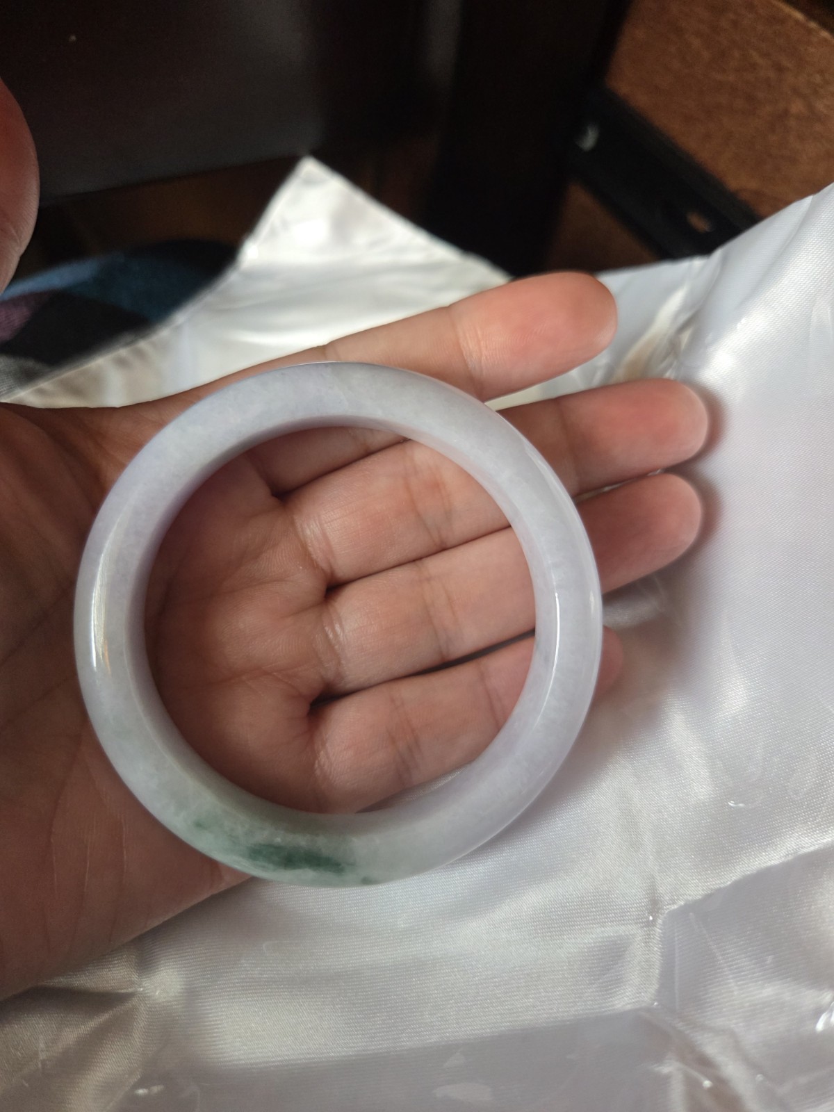 Grade A Jadeite Jade Round Bangle Lavender with green Floating with 56/57 mm