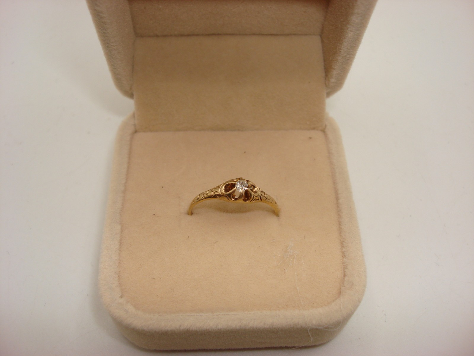 ANTIQUE EDWARDIAN 14K ROSE GOLD APPROX. 7 PTW MINE CUT DIAMOND BELCHER SET RING