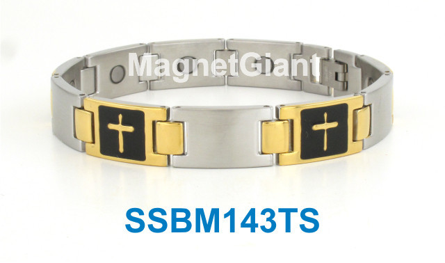 SSBM143TS – Cross – Gold, Silver and Black Men’s stainless steel link bracelet