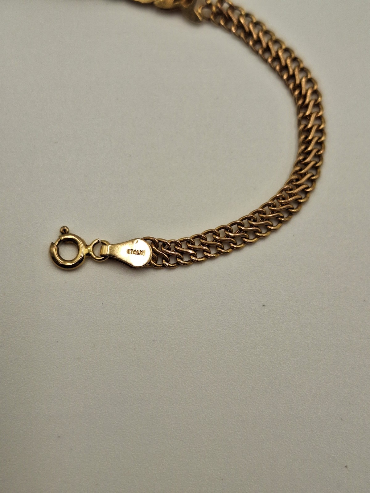 10 K Yellow Gold And Amethyst Bracelet Trio 10.4 Grams Total Weight