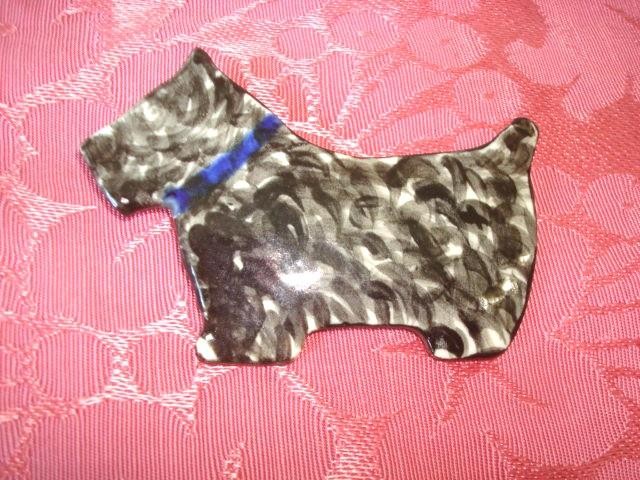Large Vintage Ceramic Scottie Dog Scottish Terrier Brooch 2 1/8 x 3 In. KJ