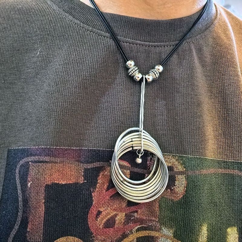 Multi-ring hip-hop punk necklace