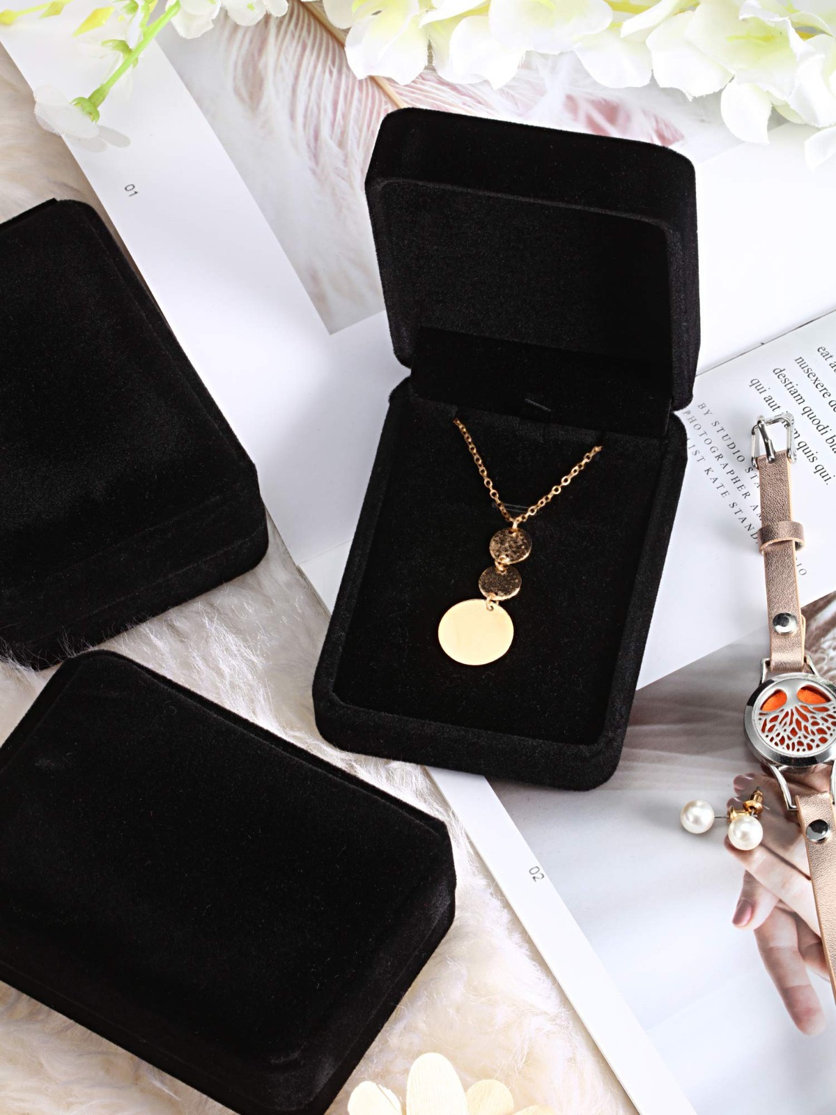 12 Velvet Necklace Gift Boxes – Black Jewelry Pendant Storage Case for Weddings,