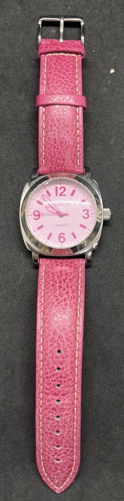 Joan Rivers Classics V377 Womens Silver Tone Pink LeatherBand 40mm Needs Battery