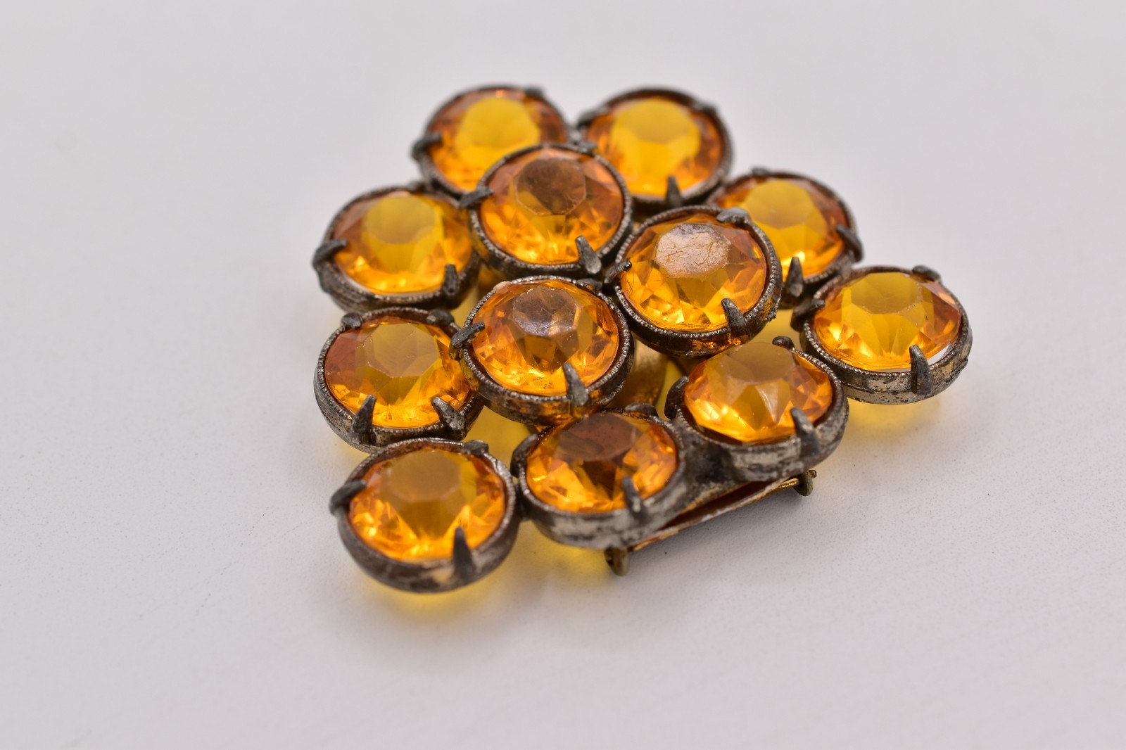 Vintage Amber Topaz Rhinestone Scarf Clip Pin Open Bezel Prong Cluster 40s Bin7