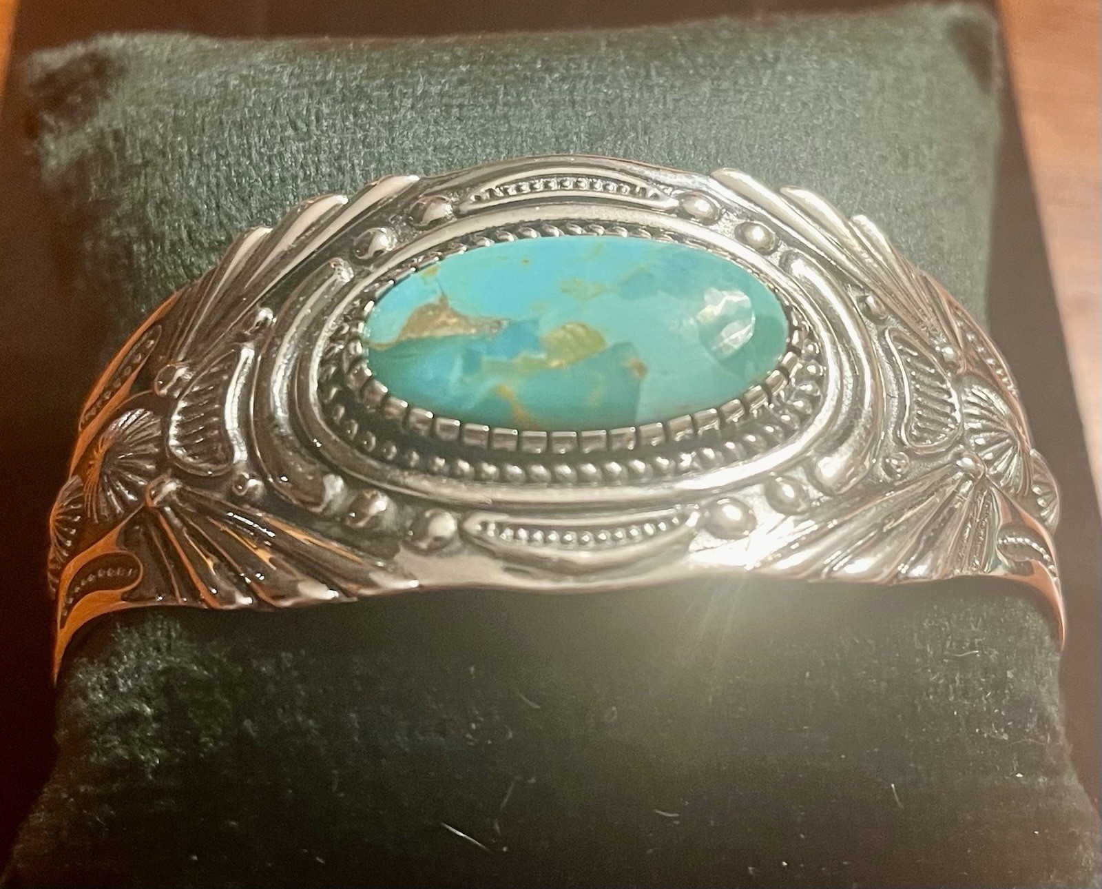 Premium Southwestern Kingman Turquoise Sterling Silver Cuff Bracelet 50 g