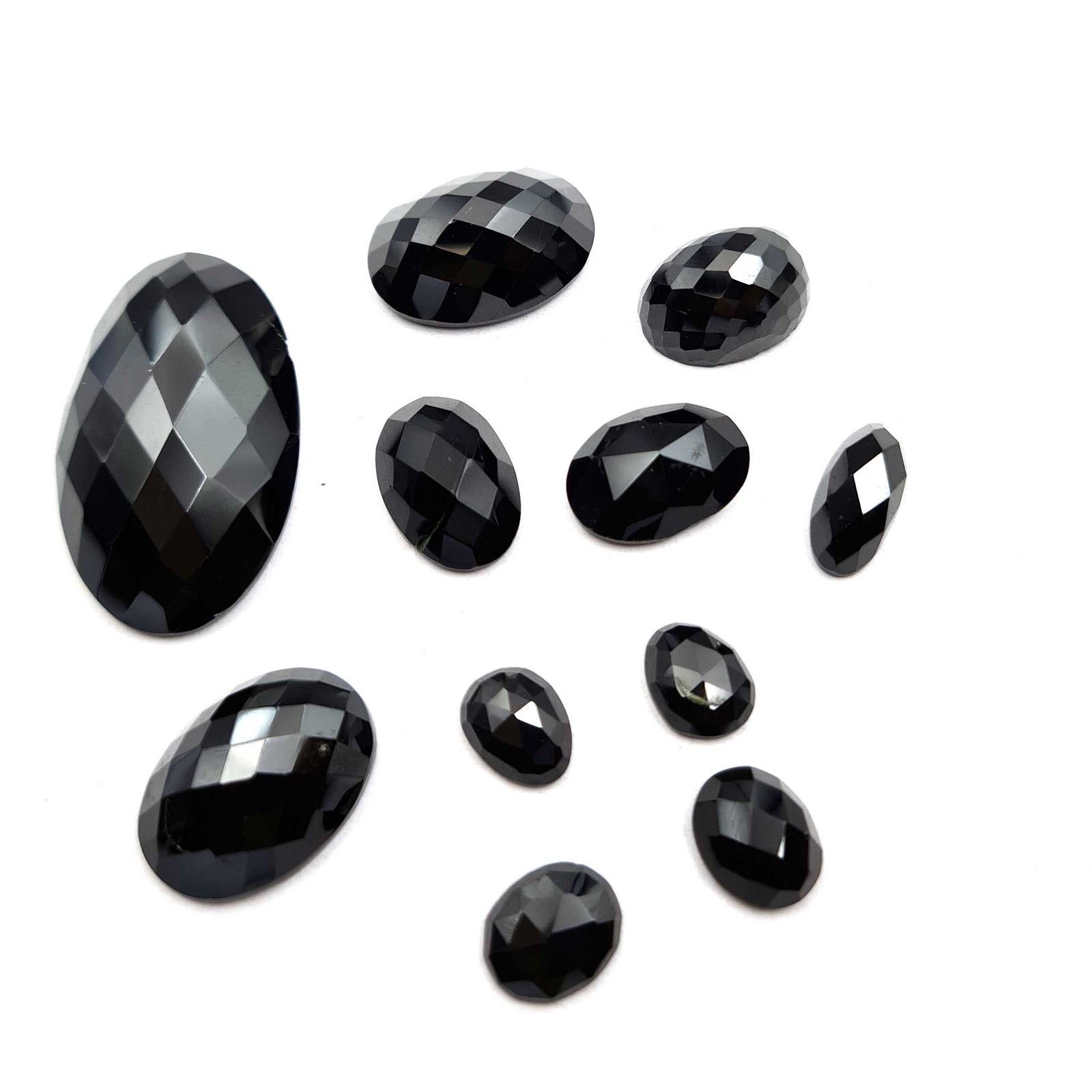 Natural Black Spinel Oval Cut Loose Gemstone Lot 40 Pcs 3*5-7*9 MM 40 CT