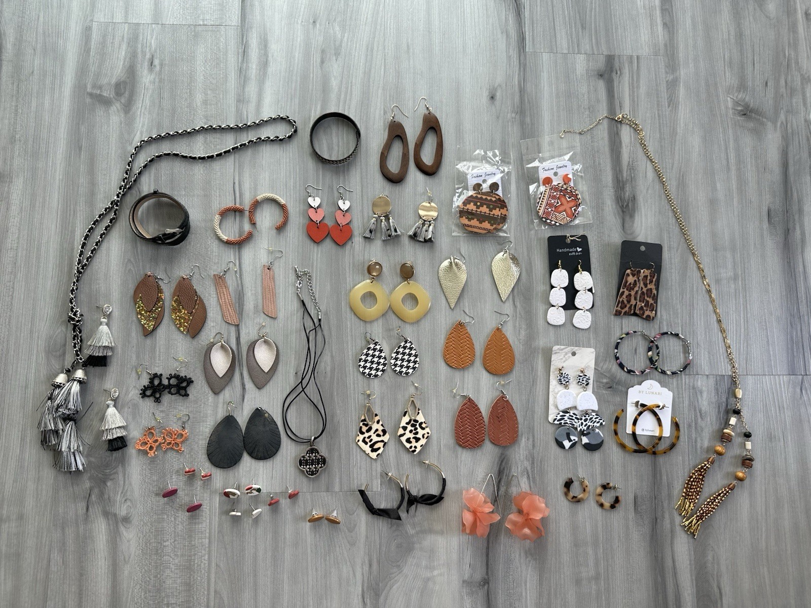 Boutique Western Boho Fashion Costume Jewelry Lot Earrings Bracelets Necklaces