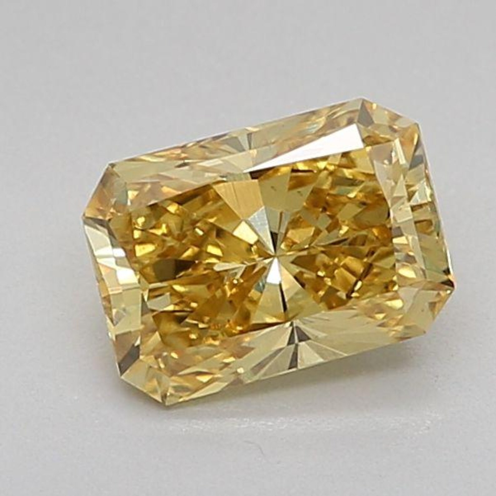 CERTIFIED 4.15 Ct Natural Yellow Diamond Radiant Cut LOOSE VVS1/ 10.7 mm