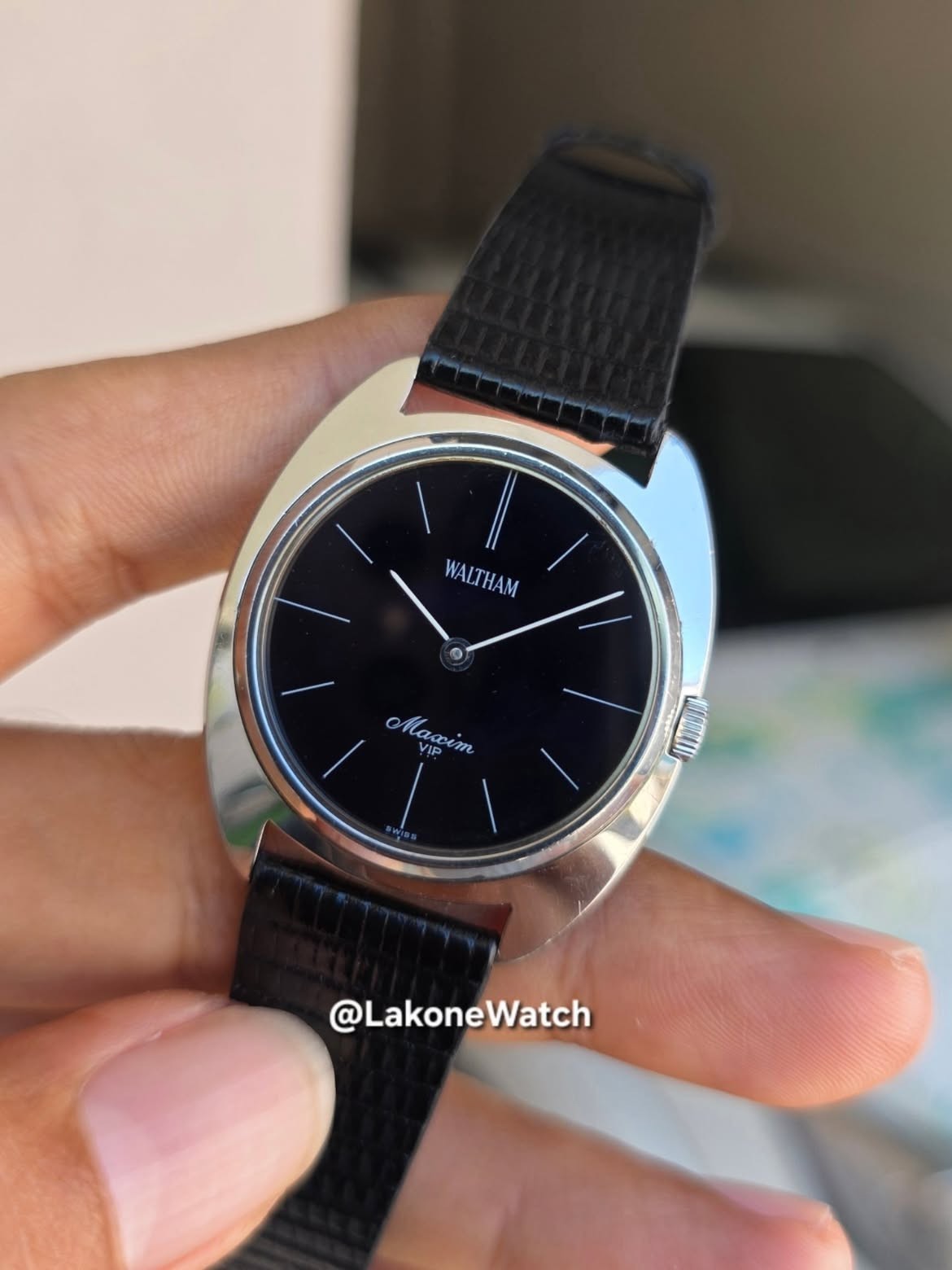 Rare Waltham Maxim VIP C Shape Case Black Dial Baton Watch Dress Manual Winding