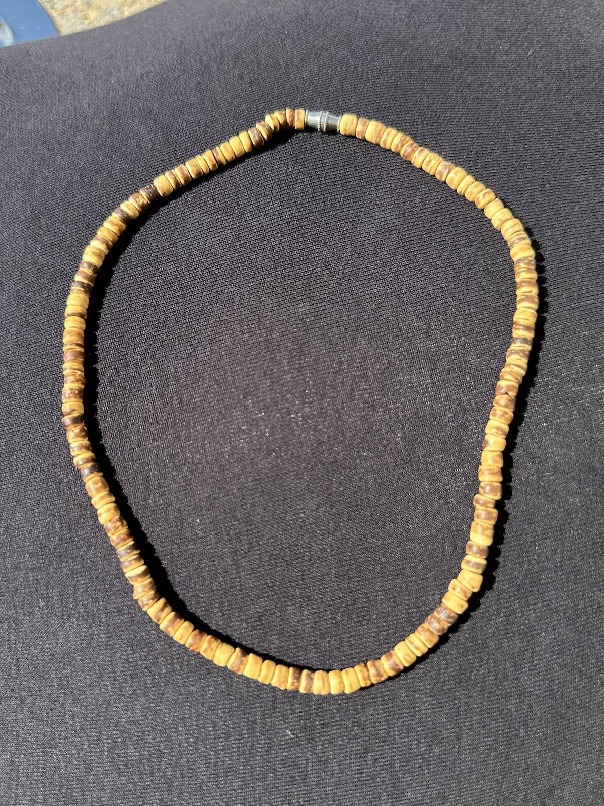 Vintage 2000 Authentic Hawaiian Coconut Shell Heishi Bead Necklace – 15″