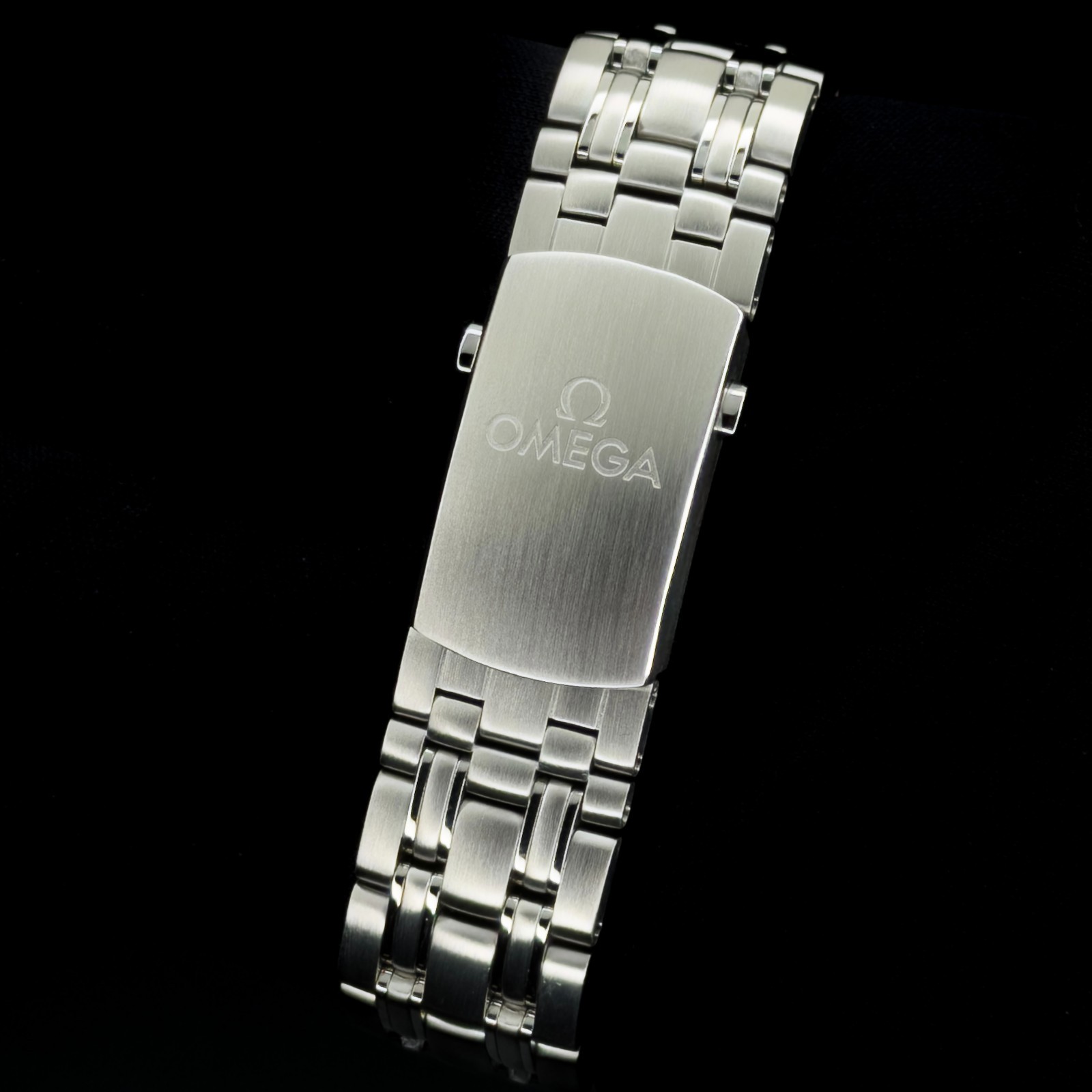 2023 Omega Seamaster Diver 300 M Chrono 44mm 212.30.44.50.03.001 B+P Excellent