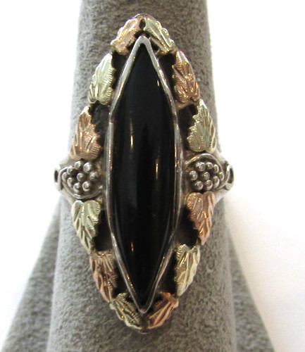 Black Hills Gold & Sterling Silver Elongated Onyx Ring Sz 8 1/4