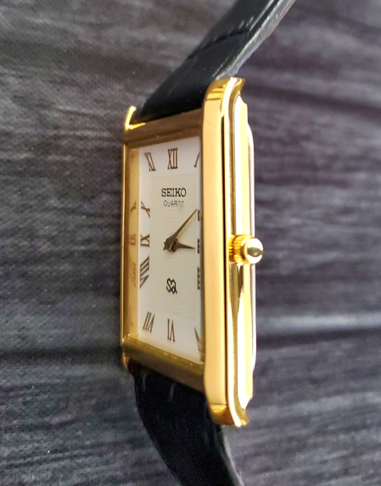 SQ Slim Dial New Batt & Movt Men’s Gold White Black Tank Dress Watch USA Seller