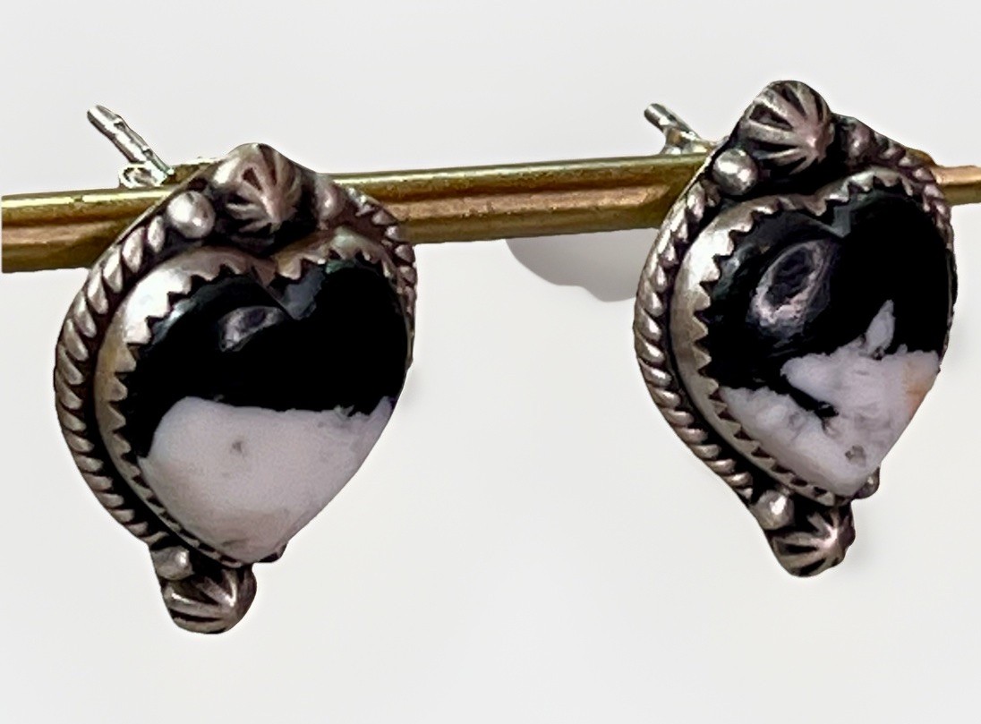 White Buffalo Heart Stud Sterling Silver Handmade Earrings SW Native Style 6g