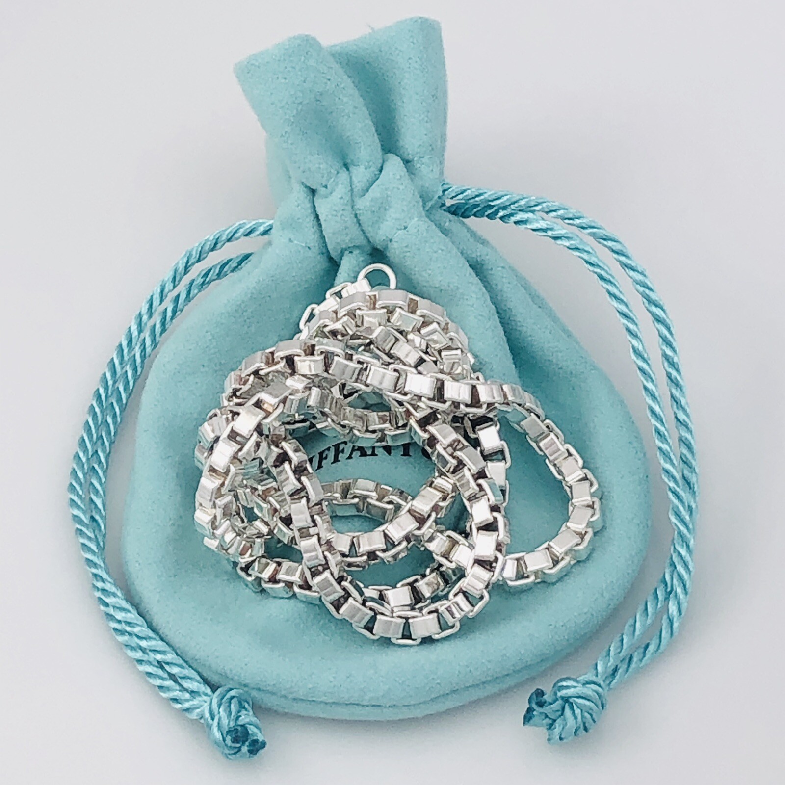 22” Tiffany & Co Large Men’s Unisex Venetian Box Link Necklace
