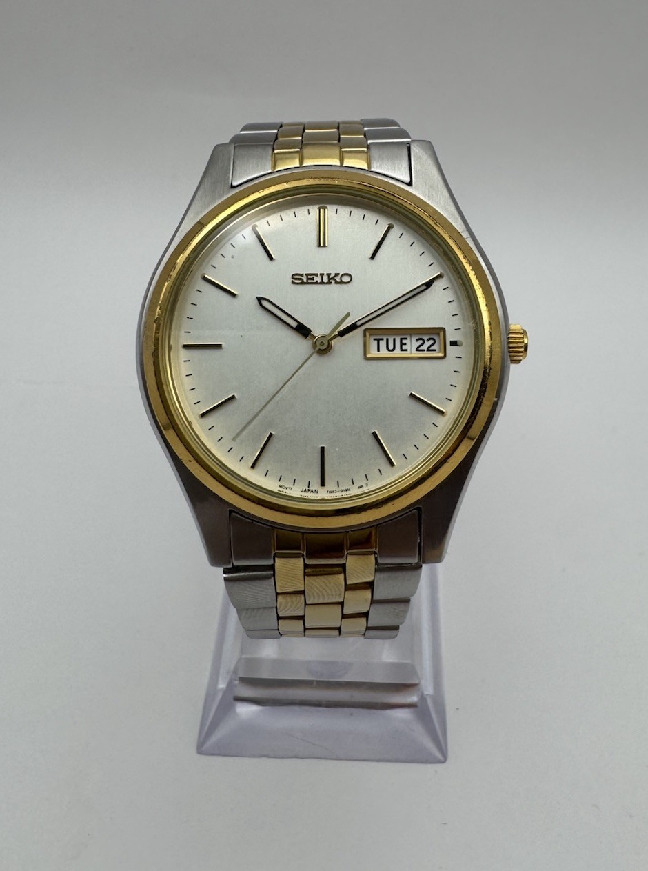 1998 Vintage Seiko Quartz Day-Date Two-Tone Men’s Watch – Seiko 7N43 Movement
