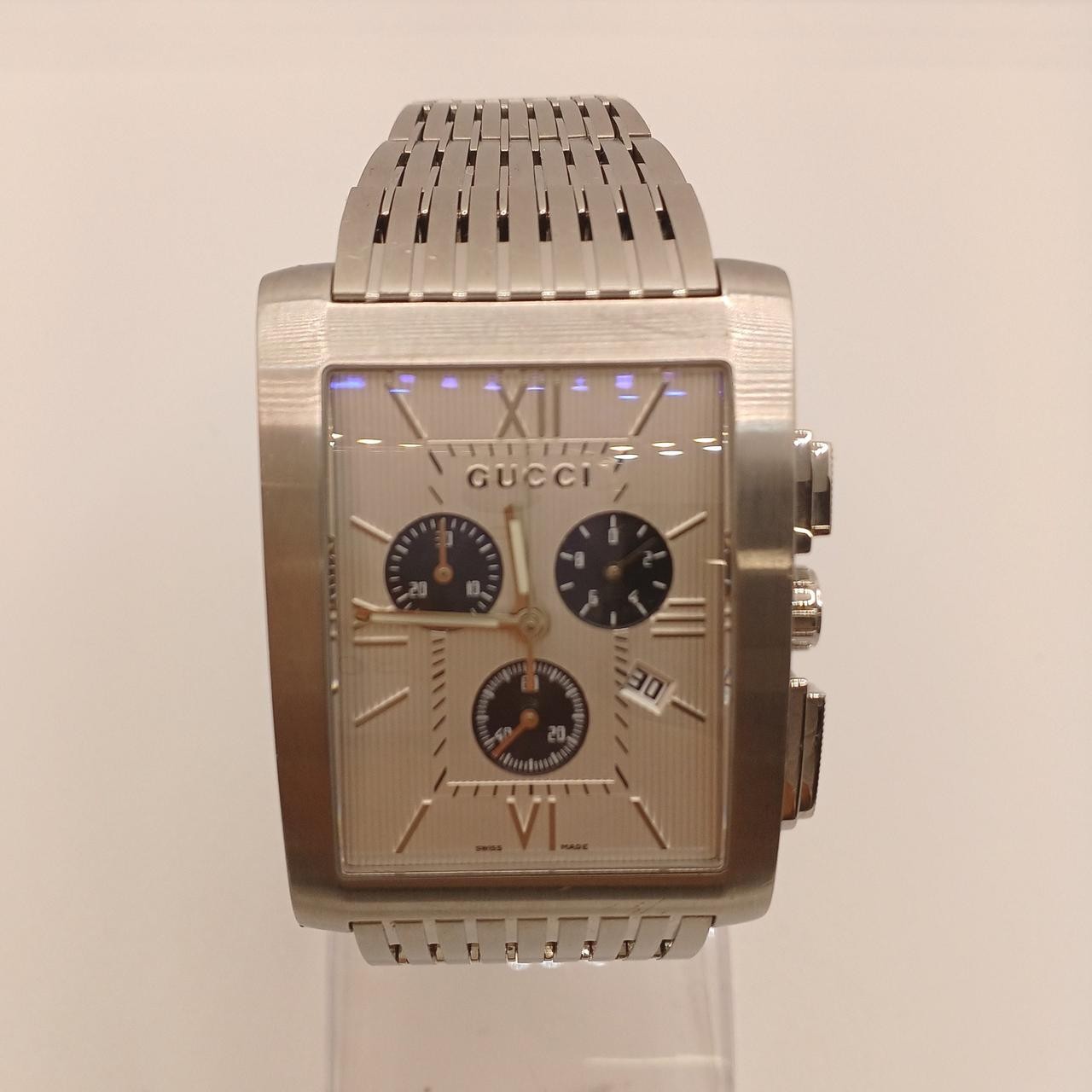 G Metro Model 8600M GUCCI