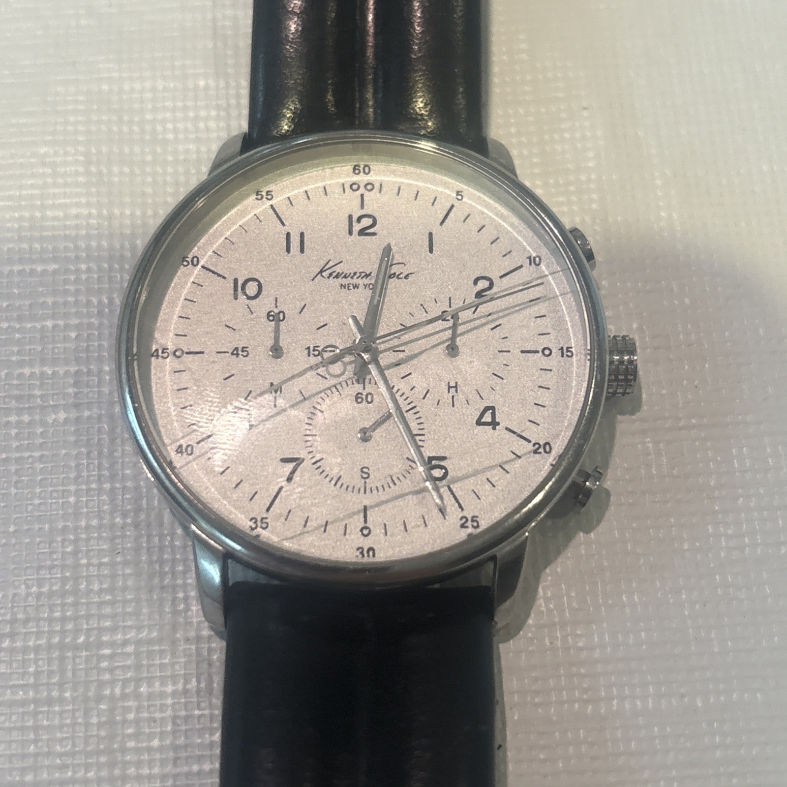 Kenneth Cole Men’s KC1568 Iconic Chronograph Multifunc Black Leather Strap Watch