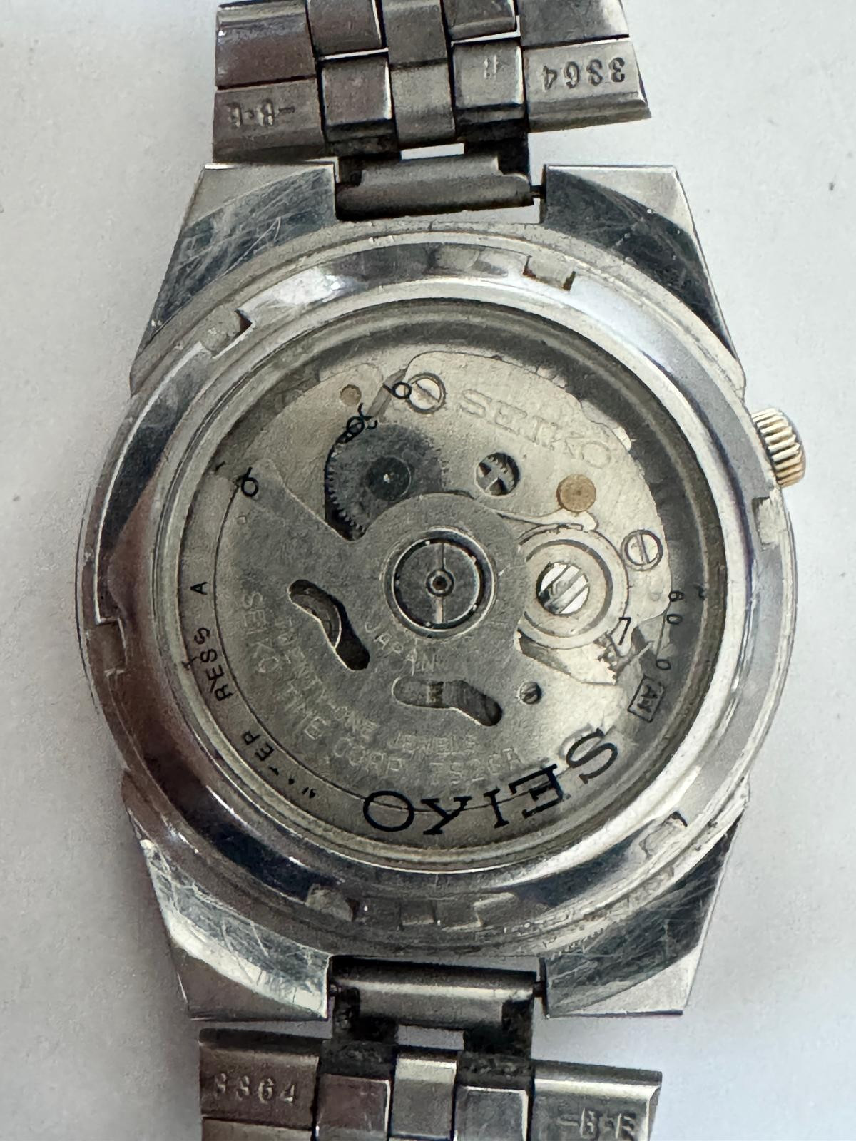 Vintage Seiko 5 Automatic 21 Jewels 7S26A Men’s Watch-Day/Date