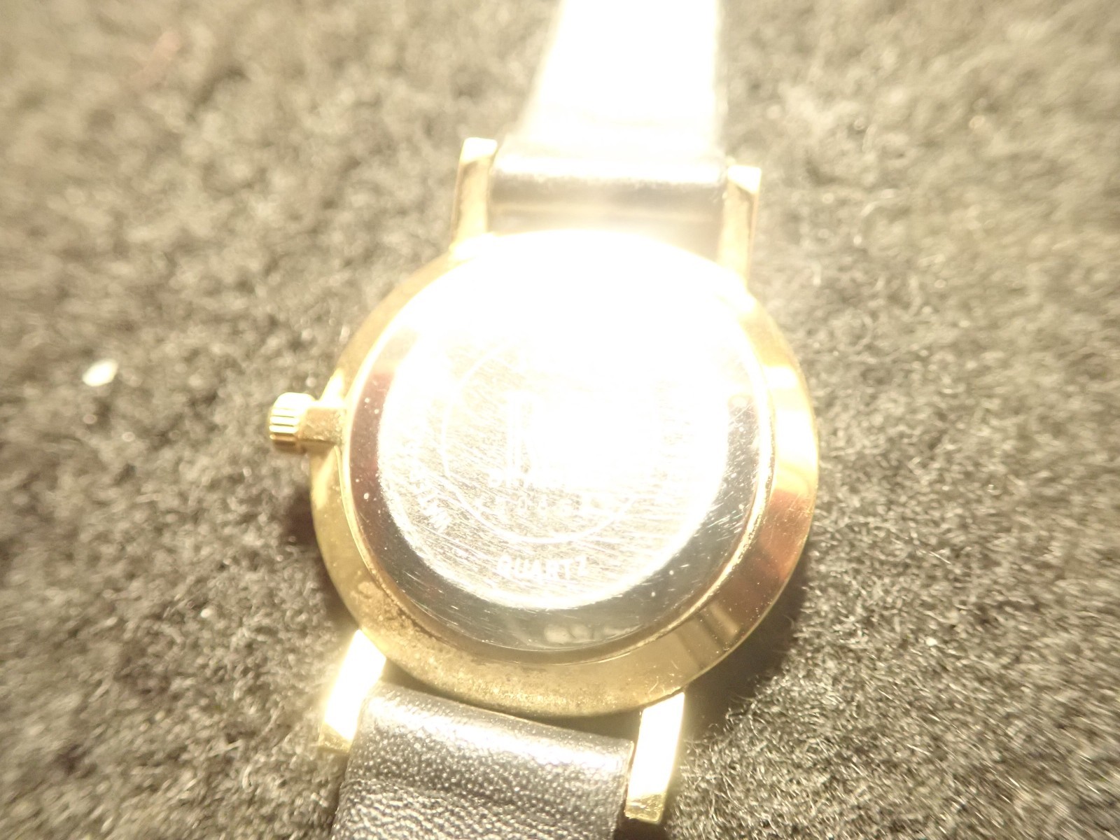 Movado women’s Museum classic gold women Watch 2100006