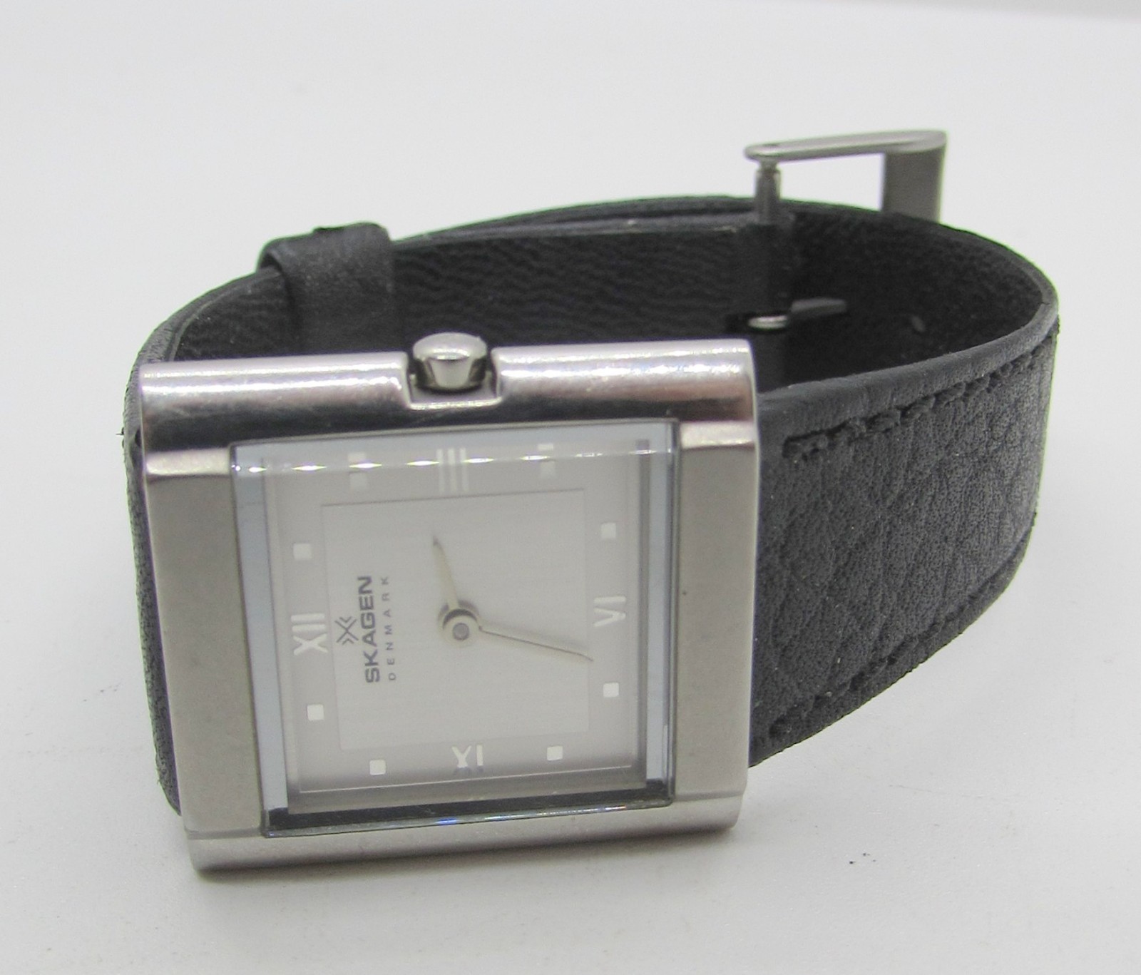 SKAGEN 173SSR STAINLESS STEEL BLACK LEATHER QUARTZ 23MM WRIST WATCH