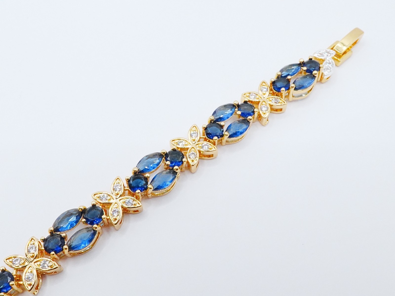 Bracelet Blue Gemstone & Cz Diamond 24K Yellow Gold Plated 7″ Women Jewelry