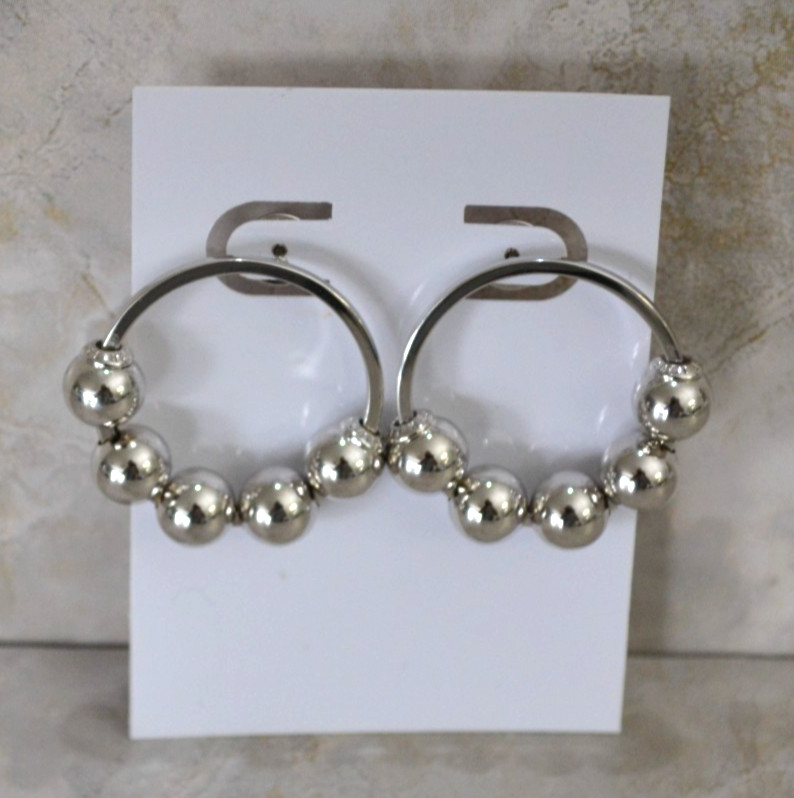 Henri Bendel Mini Sphere Stud Earring