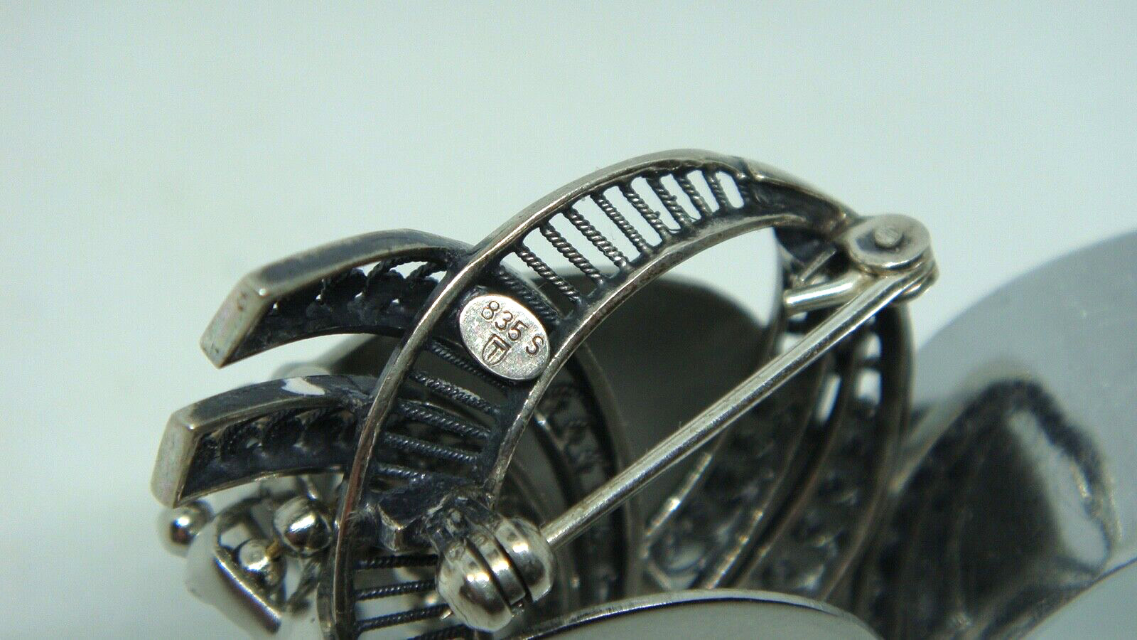 VINTAGE NORWAY N M THUNE 835 SILVER MODERNIST FILIGREE RIBBON PIN BROOCH – NICE