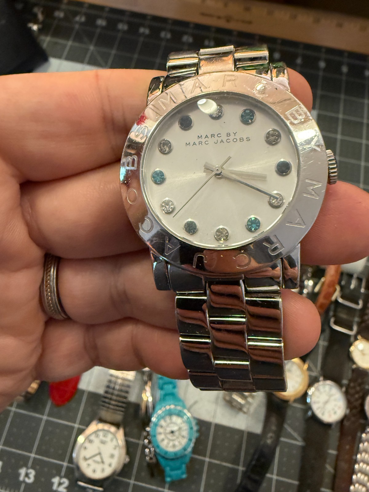 19 watches Marc Jacobs Nurse Mates Acqua Anne Klein Fossil Armitron Now Guess
