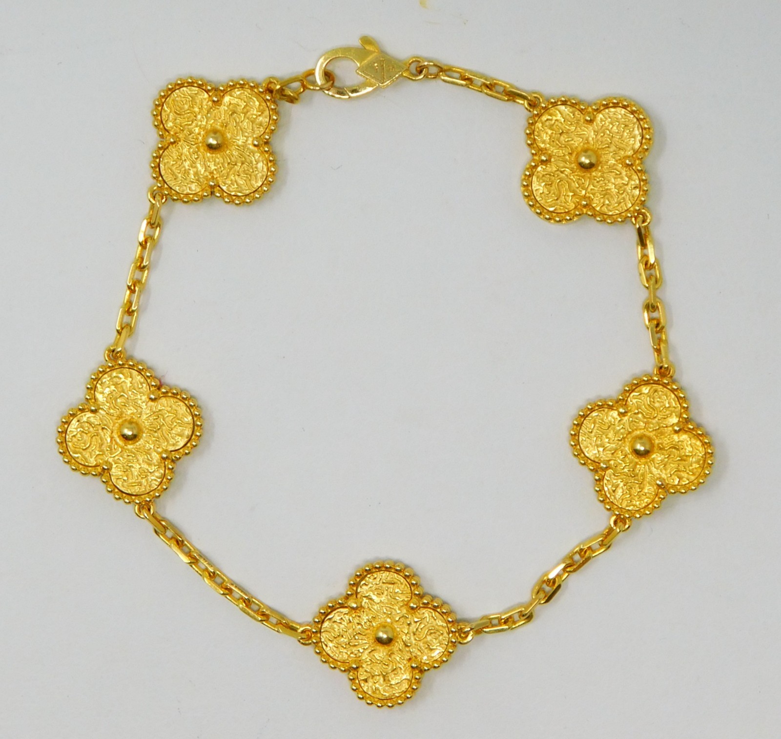 VCA Van Cleef & Arpels 5 Motif Yellow Gold Alhambra Bracelet 7.25″ B9466