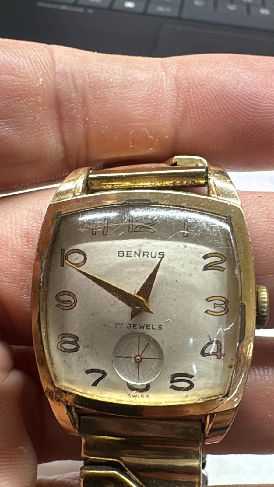 Vintage MENS Benrus 20 Micron GP Watch 19J W/ Speidel 1/20 10k GF Band RUNS A50
