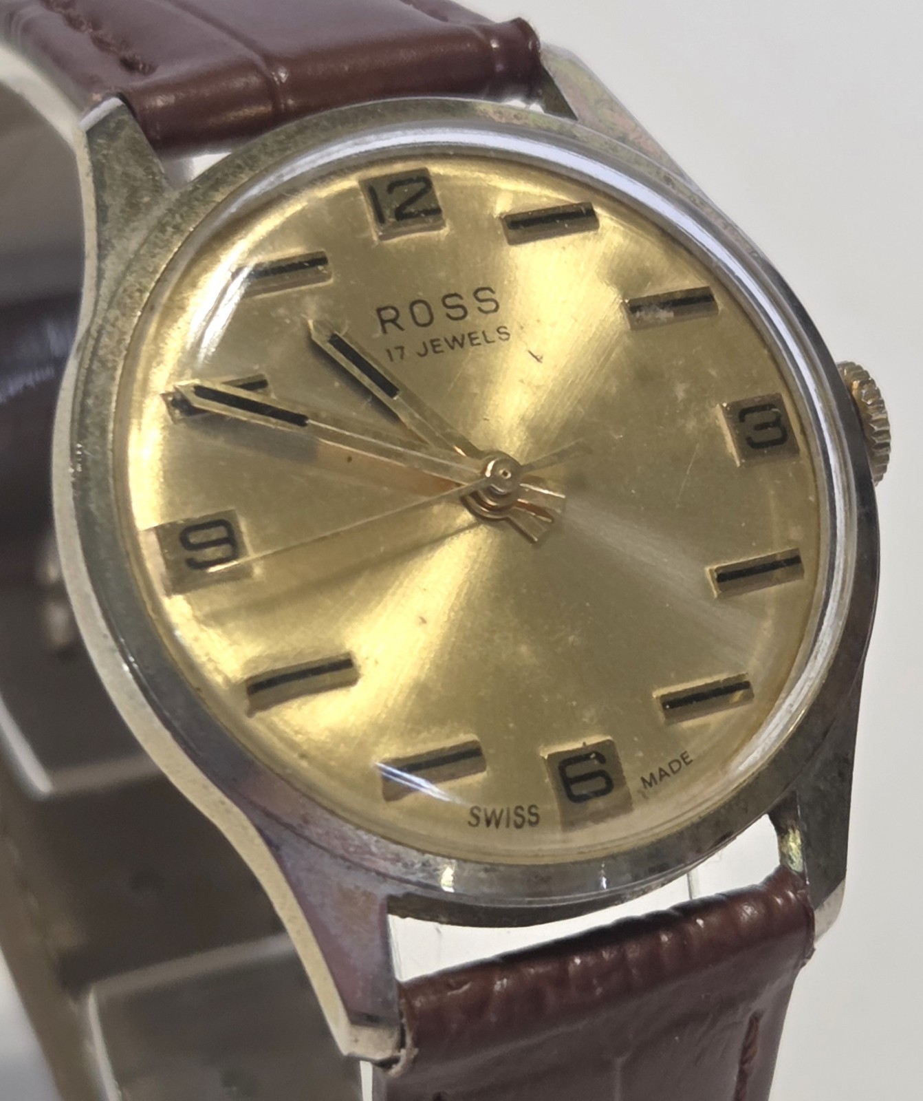 Vintage mid-century retro ROSS Swiss made 17J gents watch gold tone brown strap