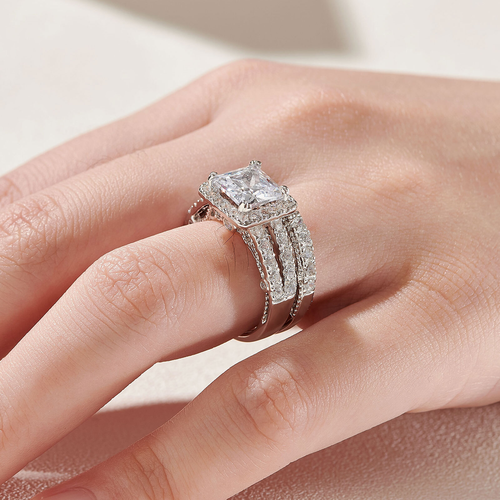 Wuziwen Wholesale 925 Silver Engagement Promise Wedding Ring Set Princess Cut CZ