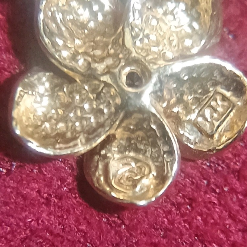 14K Yellow Gold Flower Charm Pendant w/ 1 Round White Diamond, Signed