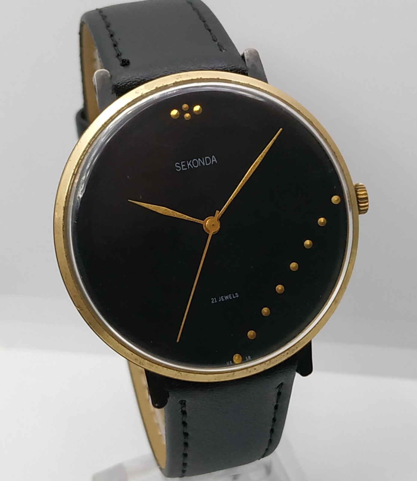 Men’s Dress Vintage Watch SEKONDA USSR Mechanical Zarya Retro Soviet 21 jewels ☭