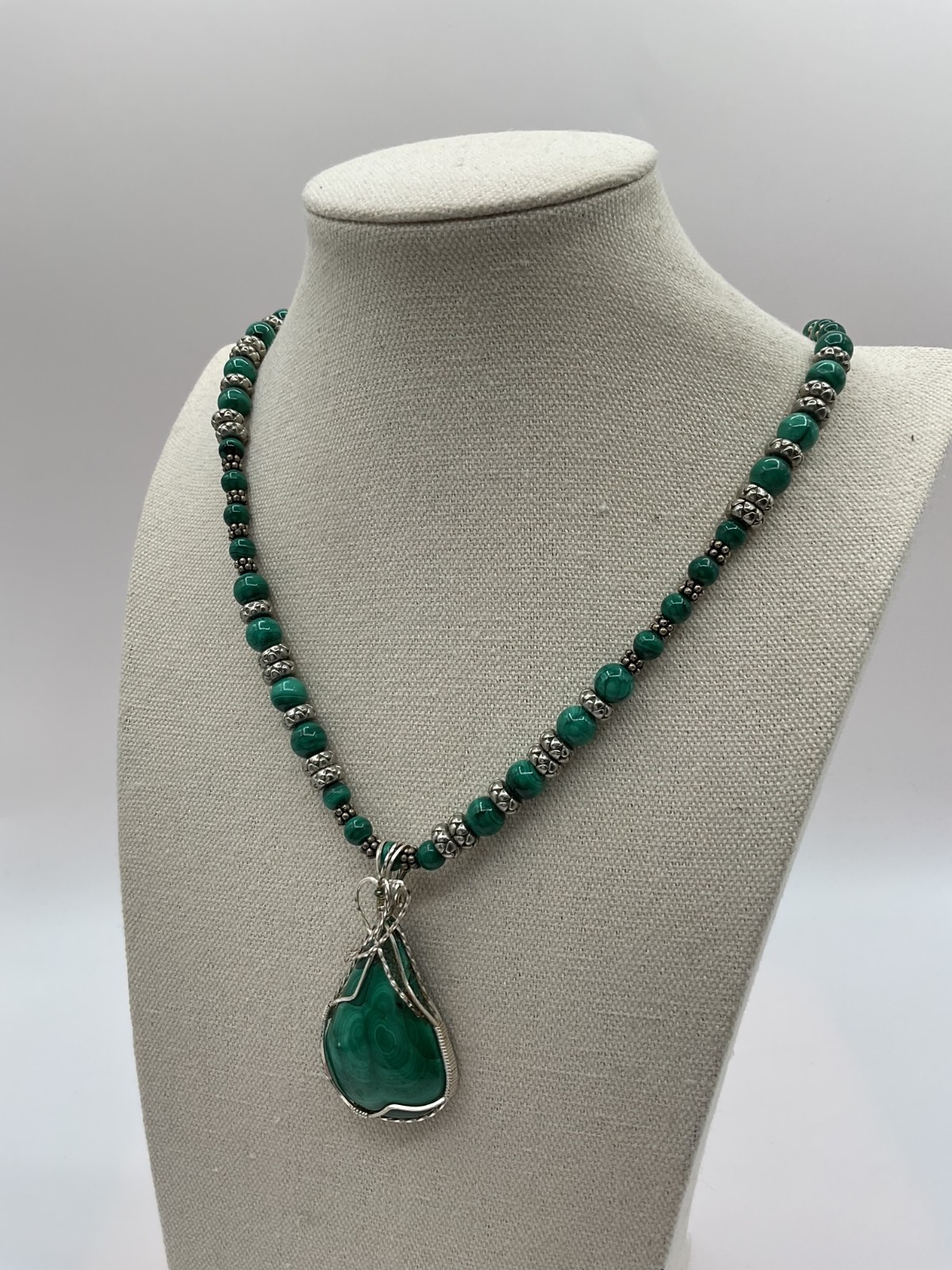 Malachite and sterling wire wrapped pendant necklace handcrafted 28 in 140 gm