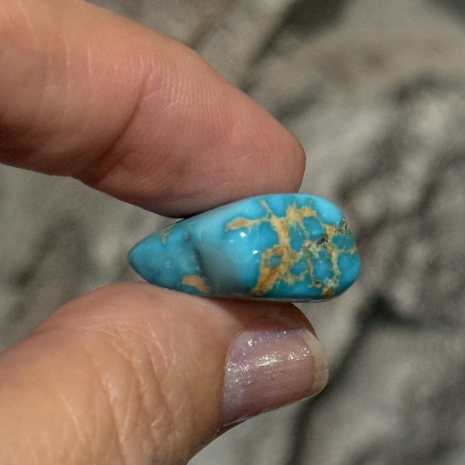 35.6ct 26.7×23.2x10mm Light Blue Hubei Turquoise Drilled Stone Pendant Old Stock