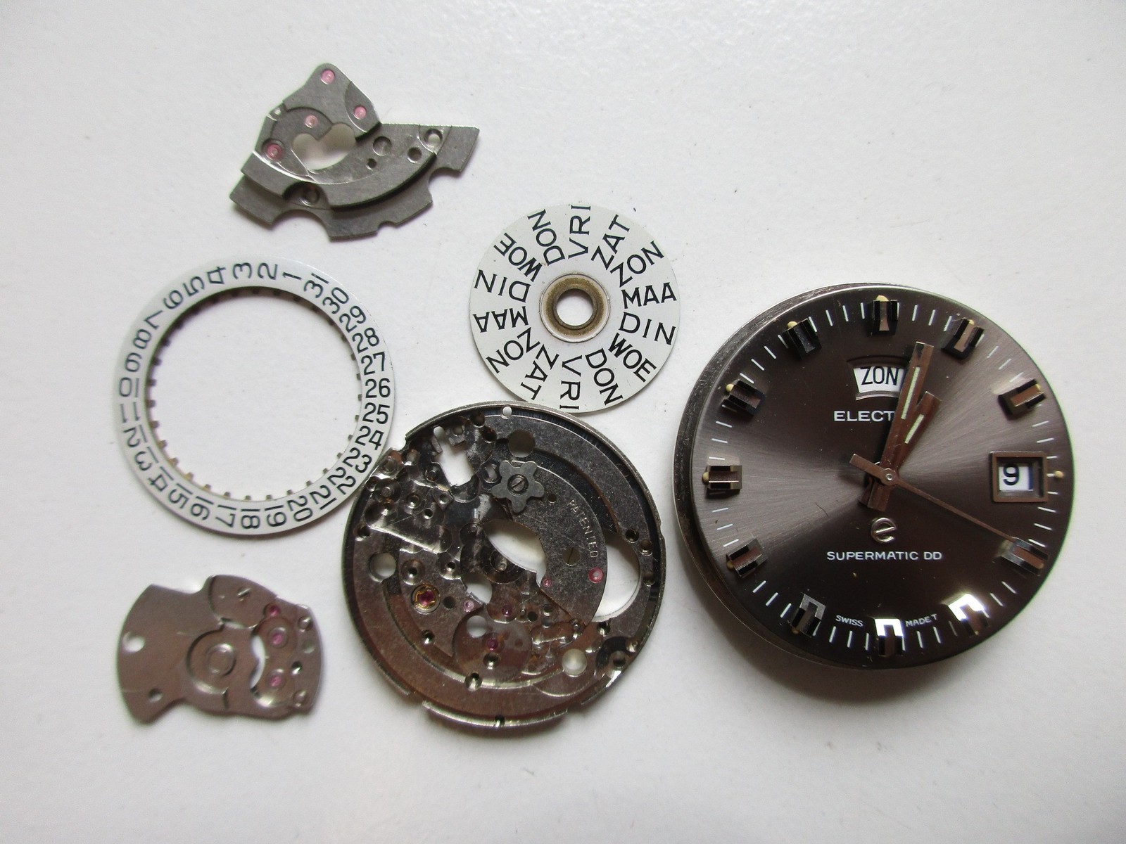 ETA cal. 2789 disassembled Swiss automatic watch movement – for use of parts